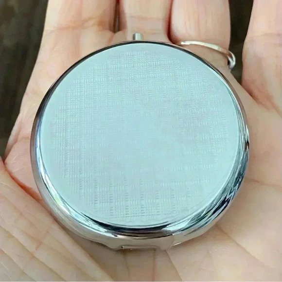 Gorgeous Hummingbird Pillbox Container Silver 3 Compartment - Picture 3 of 3